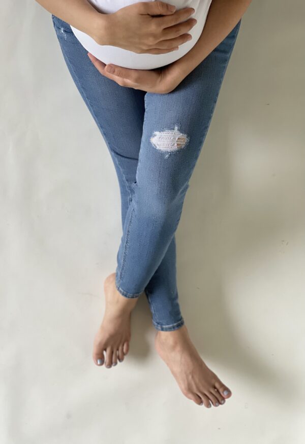 Belly Bliss maternity jeans - Image 5