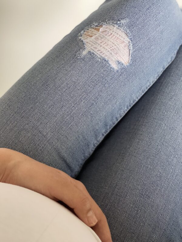 Belly Bliss maternity jeans - Image 4