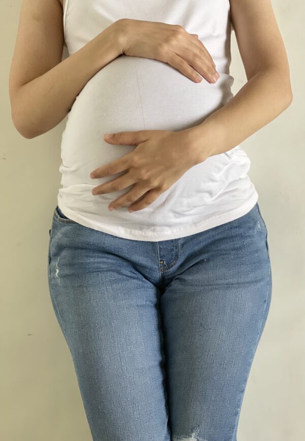 Belly Bliss maternity jeans - Image 3
